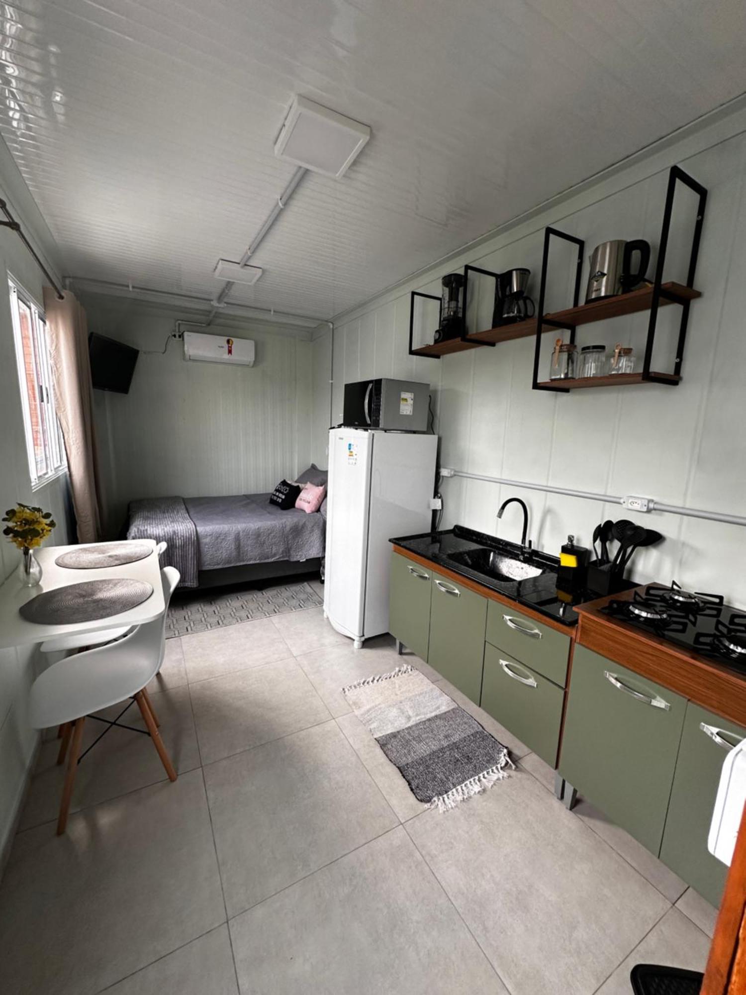 Kitnet Container Com Garagem Villa Itapema Exterior photo
